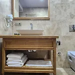 Yildiz Hotel