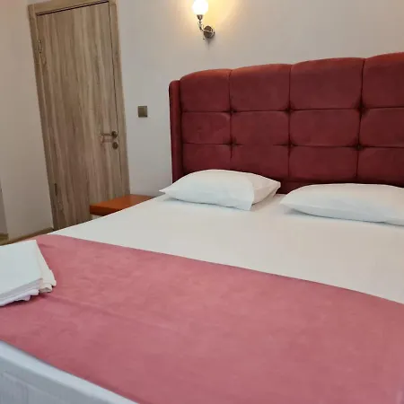 Yildiz Hotel 4*